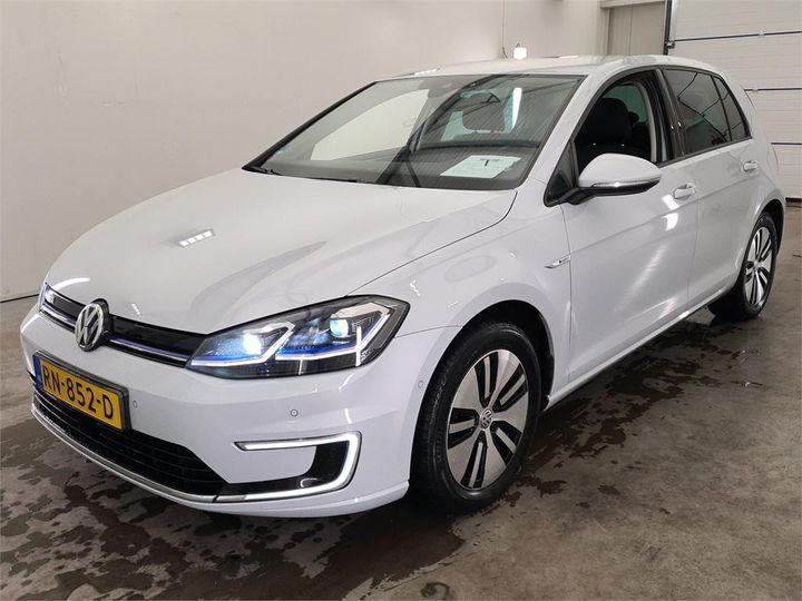 VOLKSWAGEN GOLF 2018 wvwzzzauzj8902341