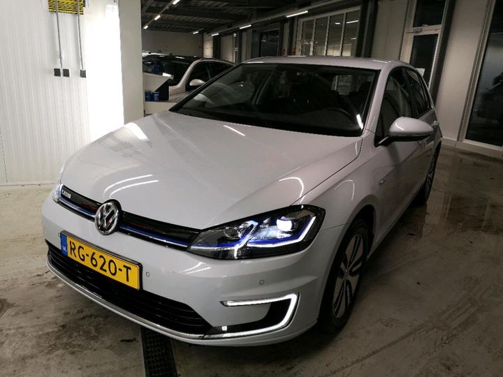 VOLKSWAGEN GOLF 2017 wvwzzzauzj8902432