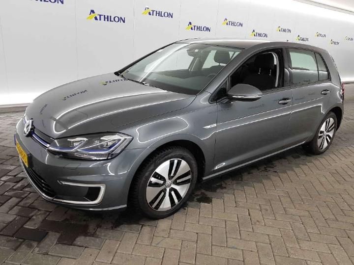 VOLKSWAGEN GOLF 2018 wvwzzzauzj8904093