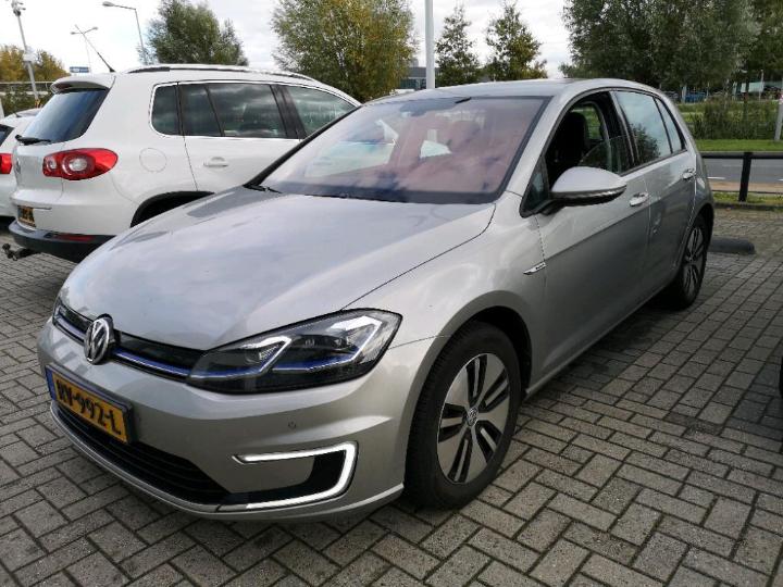 VOLKSWAGEN GOLF 2018 wvwzzzauzj8904282