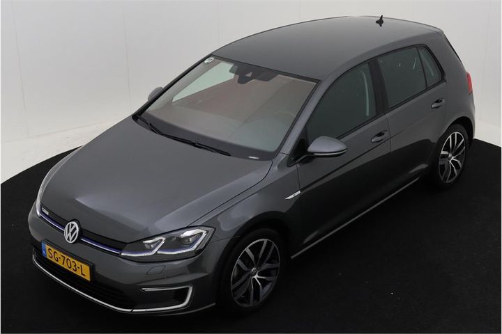 VOLKSWAGEN GOLF 2018 wvwzzzauzj8905268