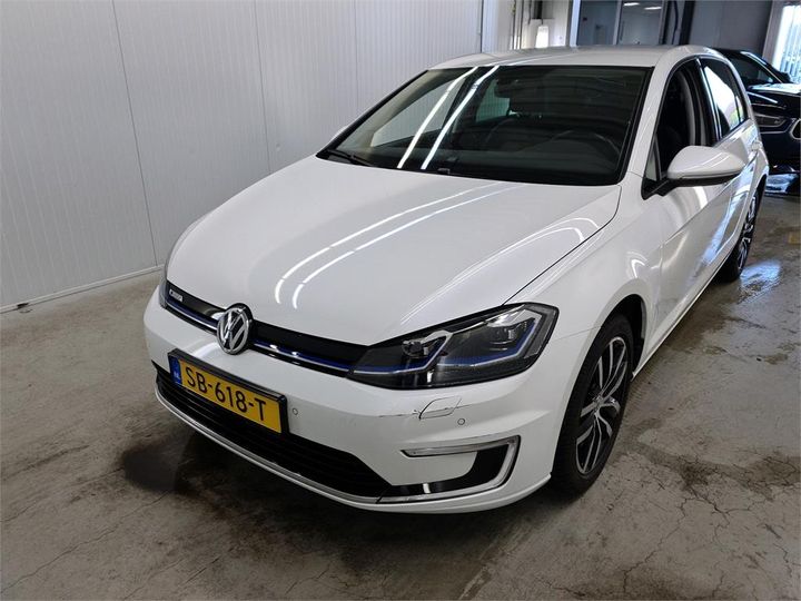 VOLKSWAGEN GOLF 2018 wvwzzzauzj8905391