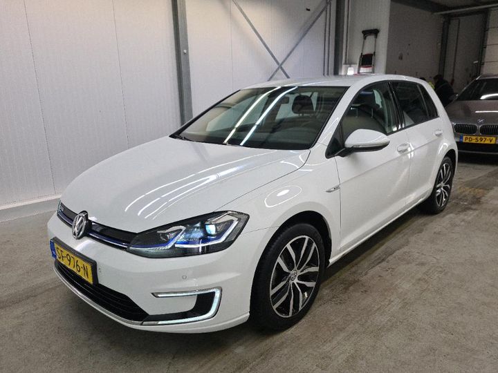 VOLKSWAGEN GOLF 2018 wvwzzzauzj8905567