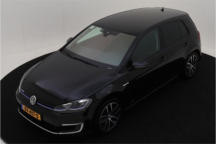 VOLKSWAGEN GOLF 2018 wvwzzzauzj8906152