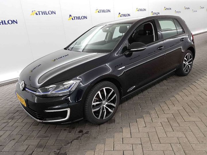 VOLKSWAGEN GOLF 2018 wvwzzzauzj8907389