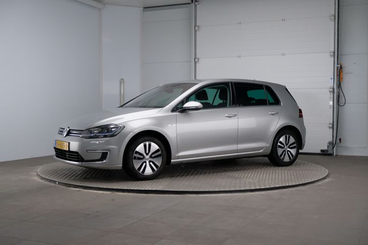 VOLKSWAGEN GOLF 2018 wvwzzzauzj8907711