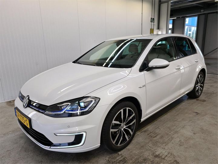 VOLKSWAGEN GOLF 2018 wvwzzzauzj8908168