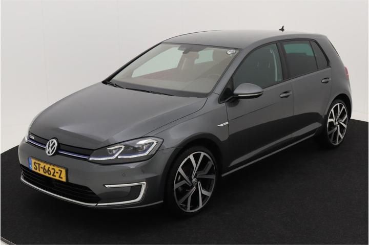 VOLKSWAGEN GOLF 2018 wvwzzzauzj8908209