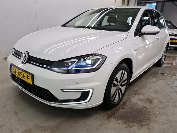 VOLKSWAGEN GOLF 2018 wvwzzzauzj8908621