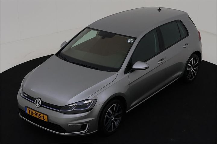 VOLKSWAGEN GOLF 2018 wvwzzzauzj8909308