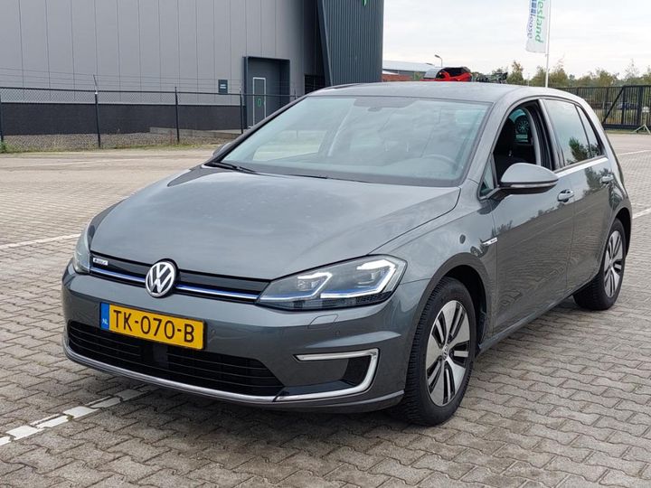 VOLKSWAGEN GOLF 2018 wvwzzzauzj8909368