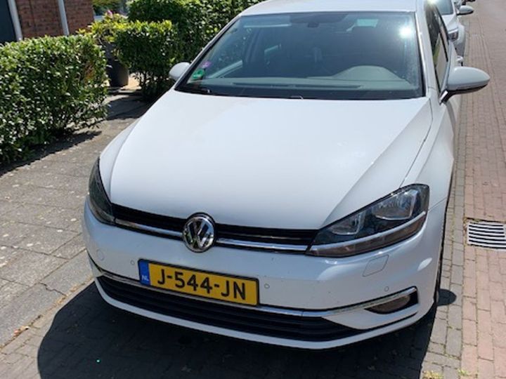 VOLKSWAGEN GOLF 2017 wvwzzzauzjp049948