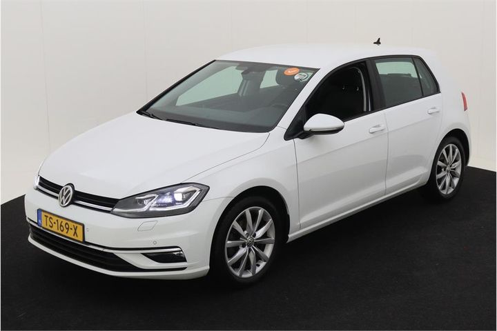 VOLKSWAGEN GOLF 2018 wvwzzzauzjp057347