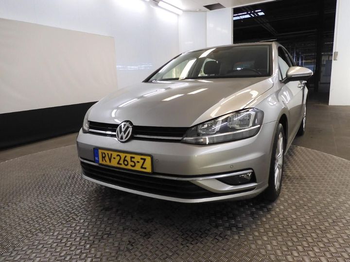 VOLKSWAGEN GOLF 2018 wvwzzzauzjp092424