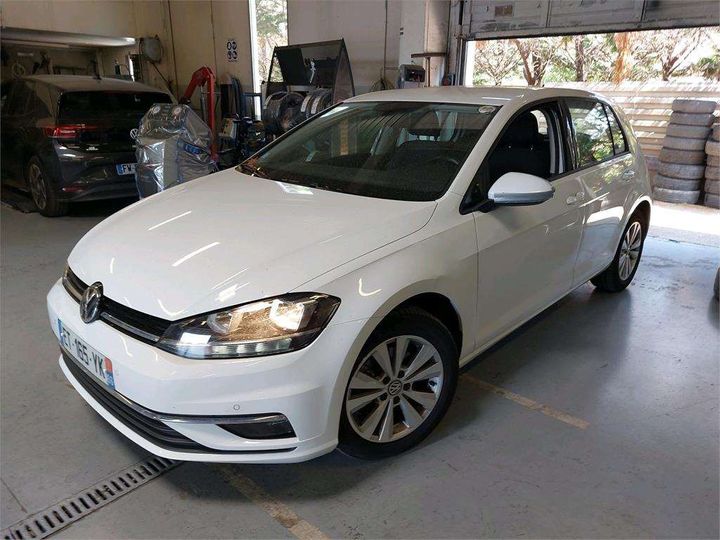 VOLKSWAGEN GOLF 2018 wvwzzzauzjp092787