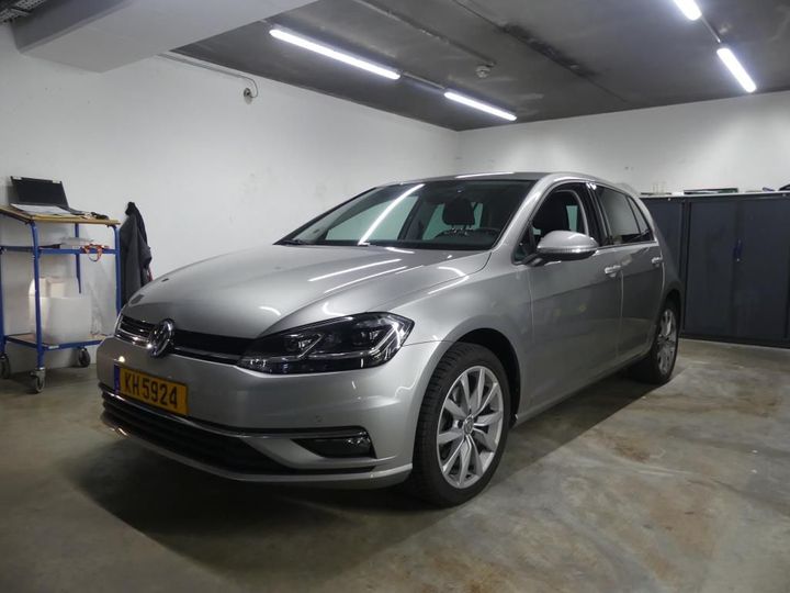 VOLKSWAGEN GOLF 2018 wvwzzzauzjp105587