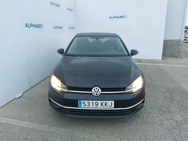 VOLKSWAGEN GOLF 2018 wvwzzzauzjp114297