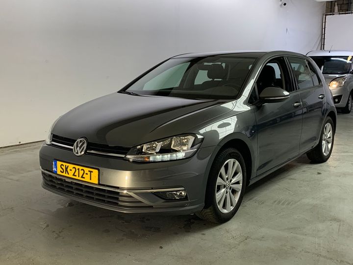 VOLKSWAGEN GOLF 2018 wvwzzzauzjp117233