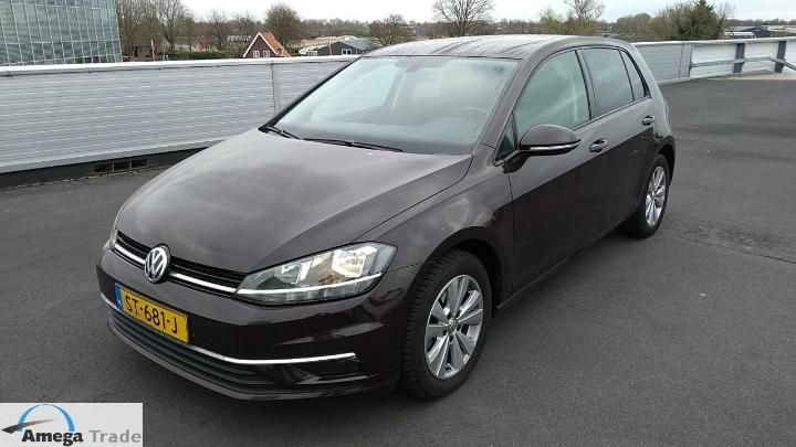 VOLKSWAGEN GOLF 2018 wvwzzzauzjp139227