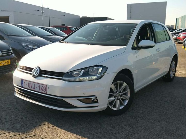 VOLKSWAGEN GOLF 2018 wvwzzzauzjp141876