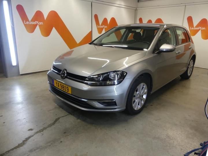 VOLKSWAGEN GOLF 2018 wvwzzzauzjp150557