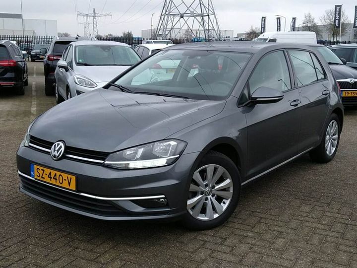 VOLKSWAGEN GOLF 2018 wvwzzzauzjp155305