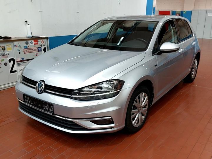 VOLKSWAGEN GOLF 2018 wvwzzzauzjp167796