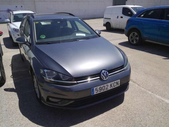 VOLKSWAGEN GOLF 2017 wvwzzzauzjp512446