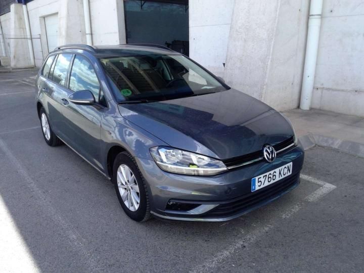 VOLKSWAGEN GOLF 2017 wvwzzzauzjp512868