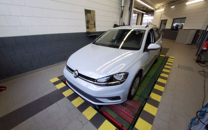 VOLKSWAGEN GOLF 2017 wvwzzzauzjp521048