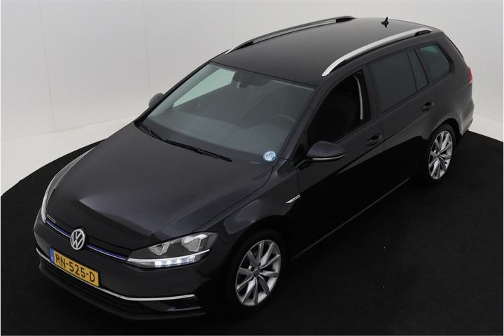 VOLKSWAGEN GOLF 2018 wvwzzzauzjp541683