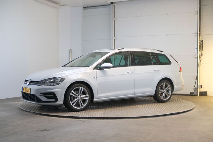 VOLKSWAGEN GOLF 2017 wvwzzzauzjp560377