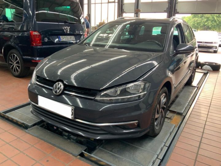 VOLKSWAGEN GOLF 2018 wvwzzzauzjp568534