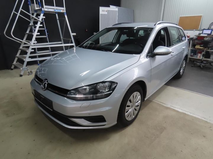 VOLKSWAGEN GOLF 2018 wvwzzzauzjp568751