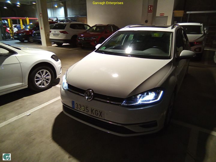 VOLKSWAGEN GOLF 2018 wvwzzzauzjp569543