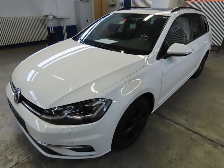 VOLKSWAGEN GOLF 2018 wvwzzzauzjp577028