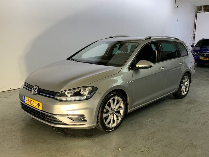 VOLKSWAGEN GOLF 2018 wvwzzzauzjp579101