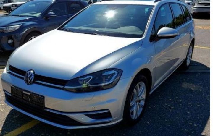 VOLKSWAGEN GOLF 2018 wvwzzzauzjp582076