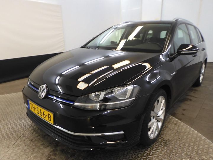 VOLKSWAGEN GOLF 2018 wvwzzzauzjp619321