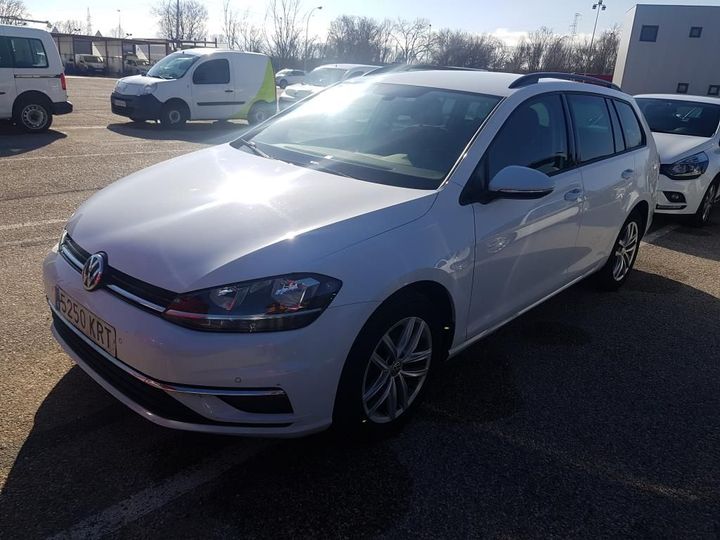 VOLKSWAGEN GOLF 2018 wvwzzzauzjp620189