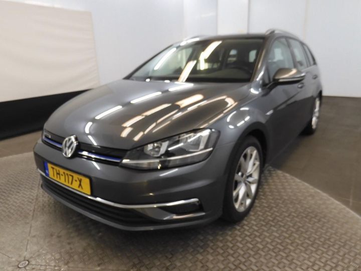 VOLKSWAGEN GOLF 2018 wvwzzzauzjp621130