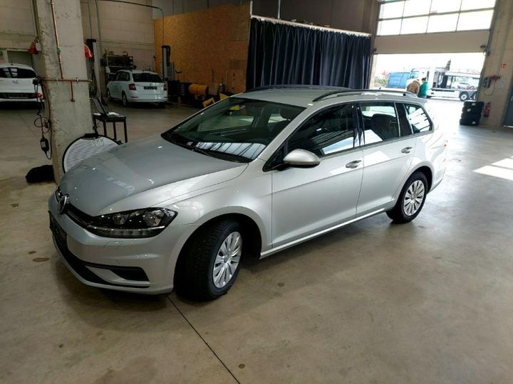 VOLKSWAGEN GOLF 2018 wvwzzzauzjp622525