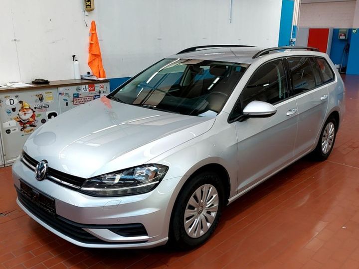 VOLKSWAGEN GOLF 2018 wvwzzzauzjp622555