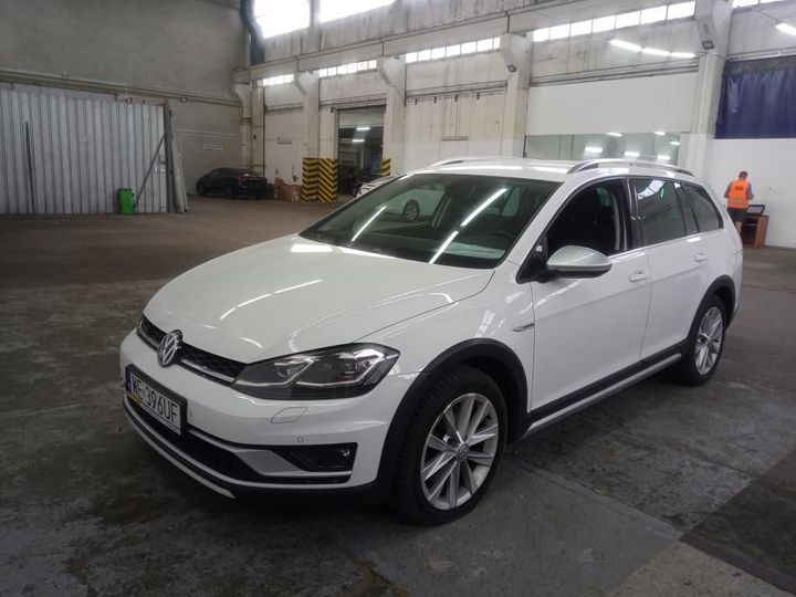 VOLKSWAGEN GOLF 2018 wvwzzzauzjp631097