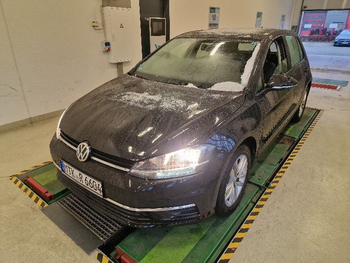 VOLKSWAGEN GOLF 2017 wvwzzzauzjw075801