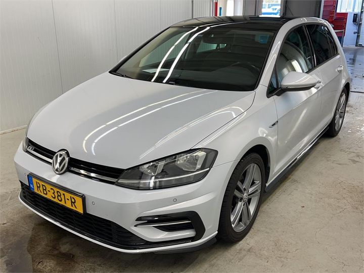 VOLKSWAGEN GOLF 2017 wvwzzzauzjw097439