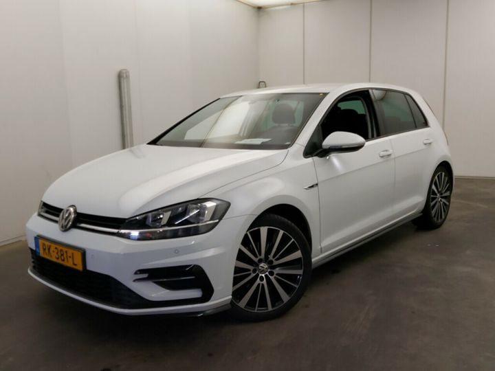 VOLKSWAGEN GOLF 2018 wvwzzzauzjw102468