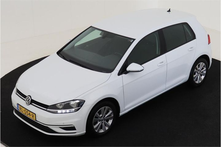 VOLKSWAGEN GOLF 2018 wvwzzzauzjw104653