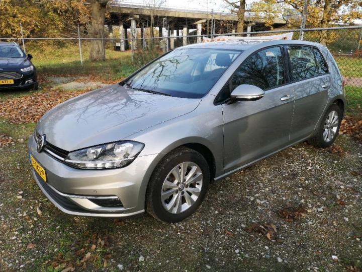 VOLKSWAGEN GOLF 2018 wvwzzzauzjw108657