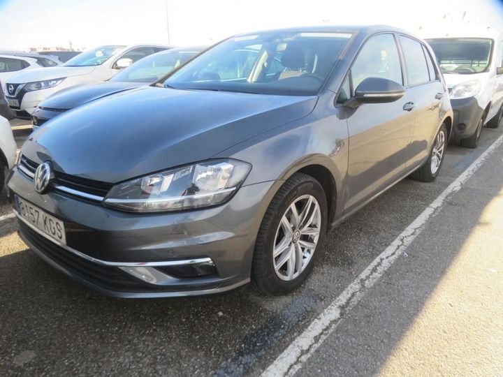 VOLKSWAGEN GOLF 2018 wvwzzzauzjw122389